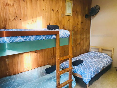 Longwood Retreat - Accommodation Burleigh 24