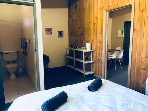 Longwood Retreat - Accommodation Burleigh 16