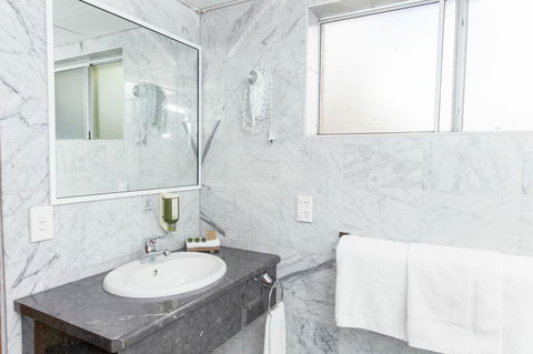Bathurst Motor Inn - Accommodation Burleigh 20