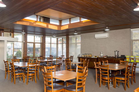 Bathurst Motor Inn - Accommodation Burleigh 27