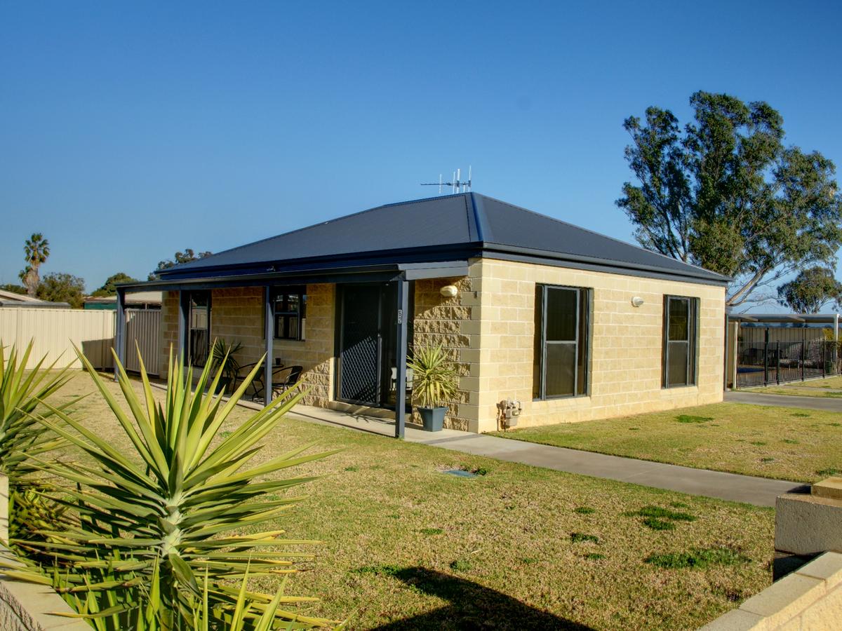 Mulwala NSW Accommodation Burleigh
