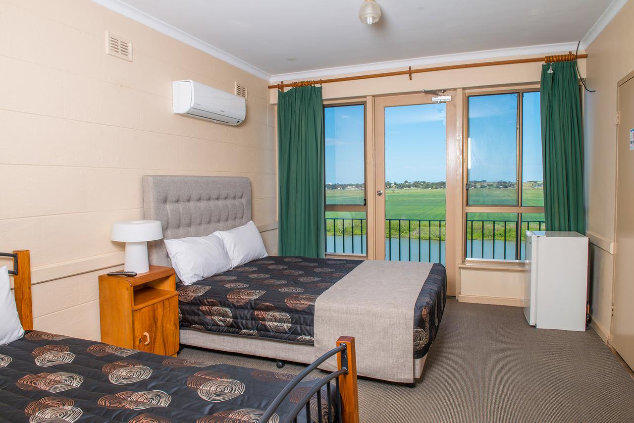 Tailem Bend SA Accommodation Burleigh