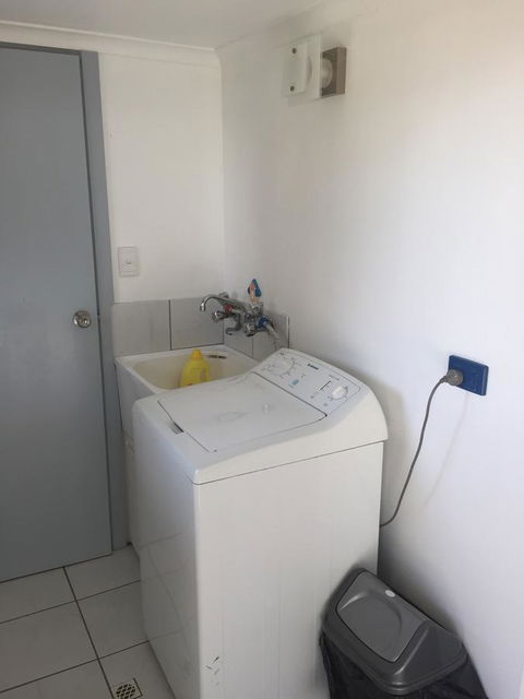 SHAKIN' SHACK - Accommodation Burleigh 16