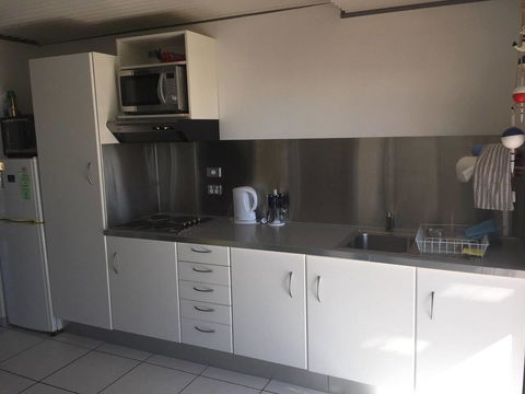 SHAKIN' SHACK - Accommodation Burleigh 7