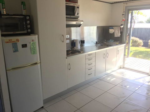 SHAKIN' SHACK - Accommodation Burleigh 6