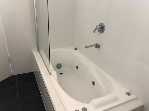 Beachview - Accommodation Burleigh 21