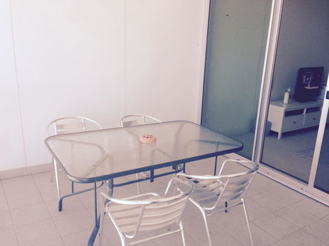 Breakwater Apartment - Accommodation Burleigh 13