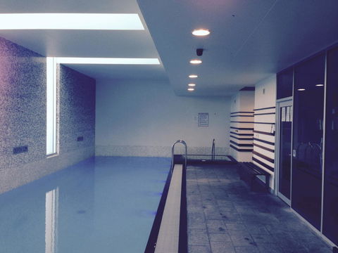 Breakwater Apartment - Accommodation Burleigh 19