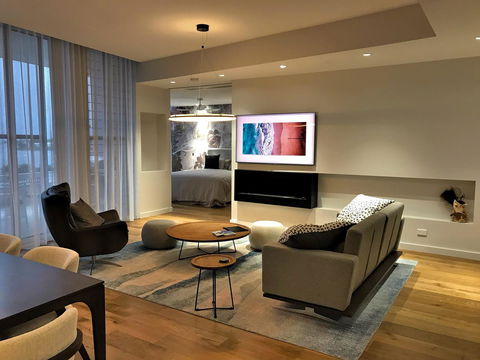 Penthouse On The Promenade - Accommodation Burleigh 4