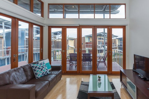 South Shores Yellowfin Villa 96 - South Shores Normanville - Accommodation Burleigh 12