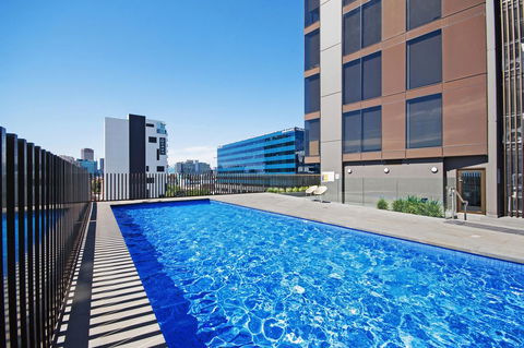 Swainson At Vue - Accommodation Burleigh 21