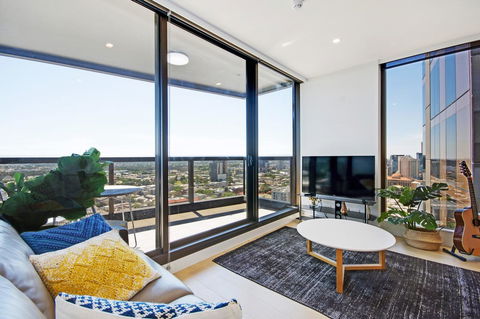 Swainson At Vue - Accommodation Burleigh 0