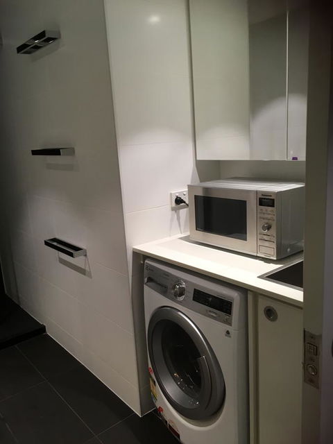 Luxury Apartment - Accommodation Burleigh 2