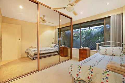 The Palms - Accommodation Burleigh 19