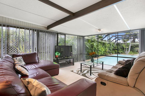 The Palms - Accommodation Burleigh 12