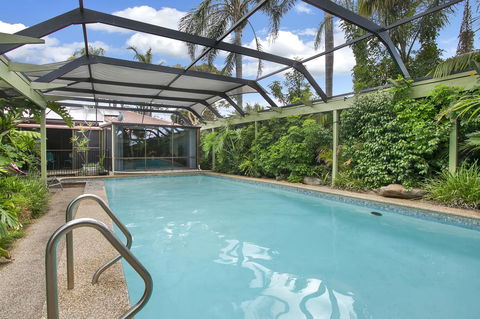 The Palms - Accommodation Burleigh 3