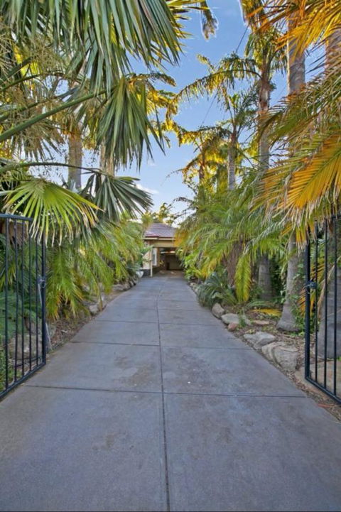 The Palms - Accommodation Burleigh 6