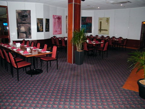 Grand Tasman Hotel - Accommodation Burleigh 41