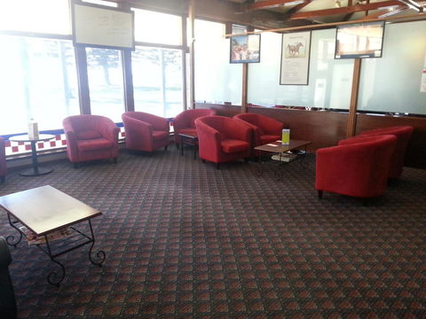 Grand Tasman Hotel - Accommodation Burleigh 21