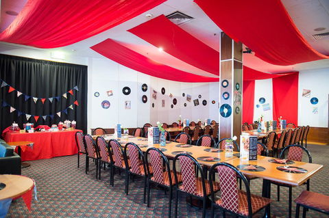 Grand Tasman Hotel - Accommodation Burleigh 15