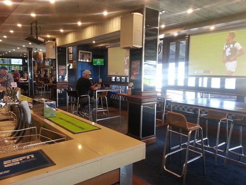Grand Tasman Hotel - Accommodation Burleigh 6