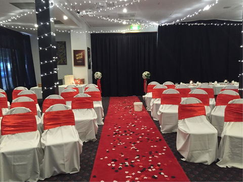 Grand Tasman Hotel - Accommodation Burleigh 11