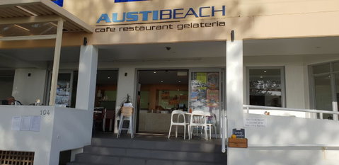 2 Austinmer Studio - Accommodation Burleigh 23