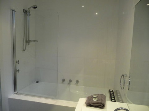 2 Austinmer Studio - Accommodation Burleigh 7