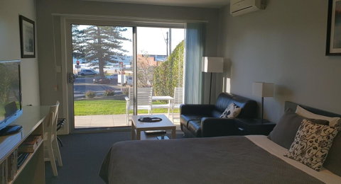 2 Austinmer Studio - Accommodation Burleigh 0