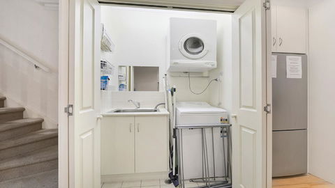 GOUGER 265 - Accommodation Burleigh 18
