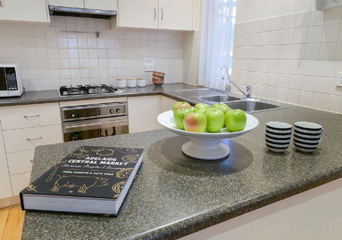GOUGER 265 - Accommodation Burleigh 3