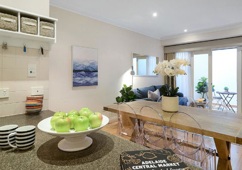 GOUGER 265 - Accommodation Burleigh 13