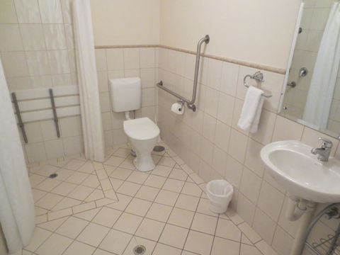 Holdfast Shores Apartments - Accommodation Burleigh 8