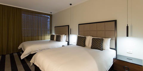 Ellen Hotel - Accommodation Burleigh 17
