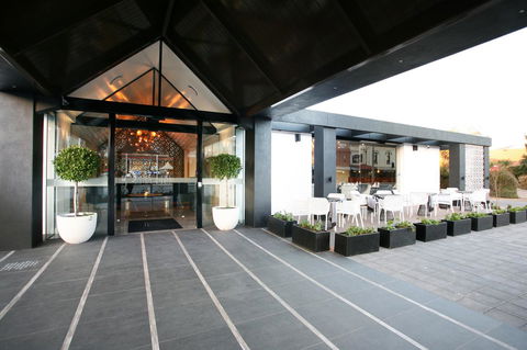 Ellen Hotel - Accommodation Burleigh 22