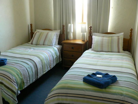 South Esplanade Apartment - Accommodation Burleigh 0