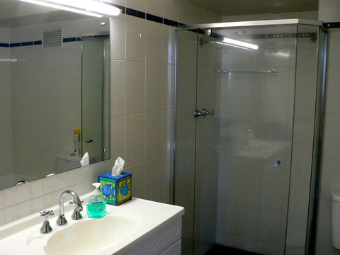 South Esplanade Apartment - Accommodation Burleigh 2