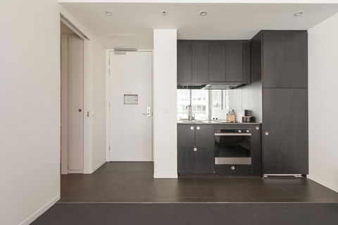 Ther-Rich Elegant 1BR Apartment In Walkerville - Accommodation Burleigh 12