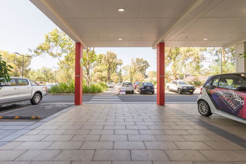 Ther-Rich Elegant 1BR Apartment In Walkerville - Accommodation Burleigh 42