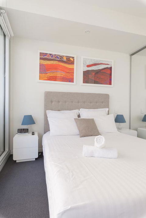 Ther-Rich Elegant 1BR Apartment In Walkerville - Accommodation Burleigh 5