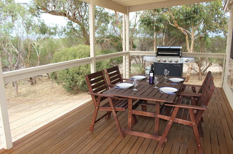 Cabernet Cottage - Accommodation Burleigh 1