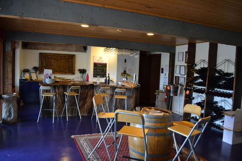 Cabernet Cottage - Accommodation Burleigh 11