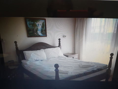 Glenelg Shores - Accommodation Burleigh 4
