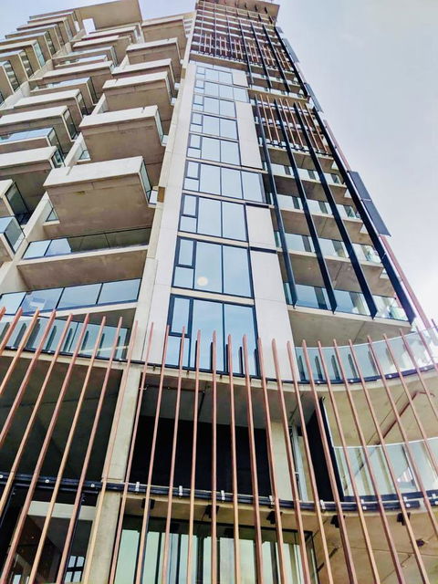 ONE Adelaide CBD - Accommodation Burleigh 2