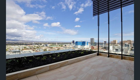 ONE Adelaide CBD - Accommodation Burleigh 32