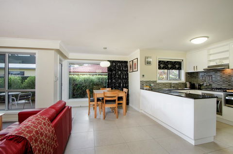 City One Apartment - Accommodation Burleigh 1