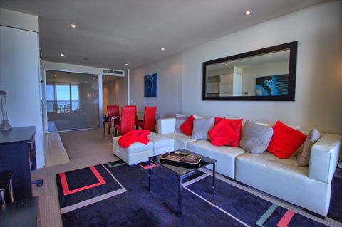 Pier 216 - Accommodation Burleigh 3