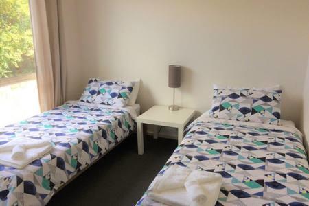 Bayview Beach House Apartment No 1 - Accommodation Burleigh 8