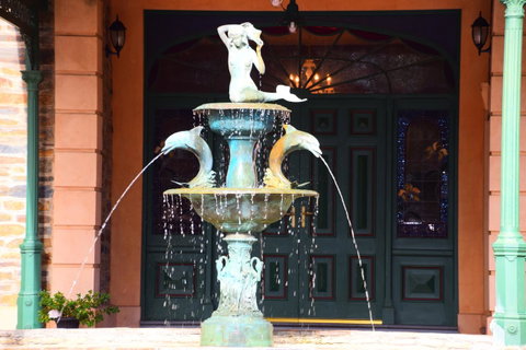 Grand Bluestone Mansion - Accommodation Burleigh 9