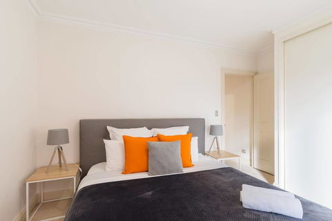 One Bedroom In Adelaideâ€™s East End FREE WIFI*Netflix*Parking - Accommodation Burleigh 4